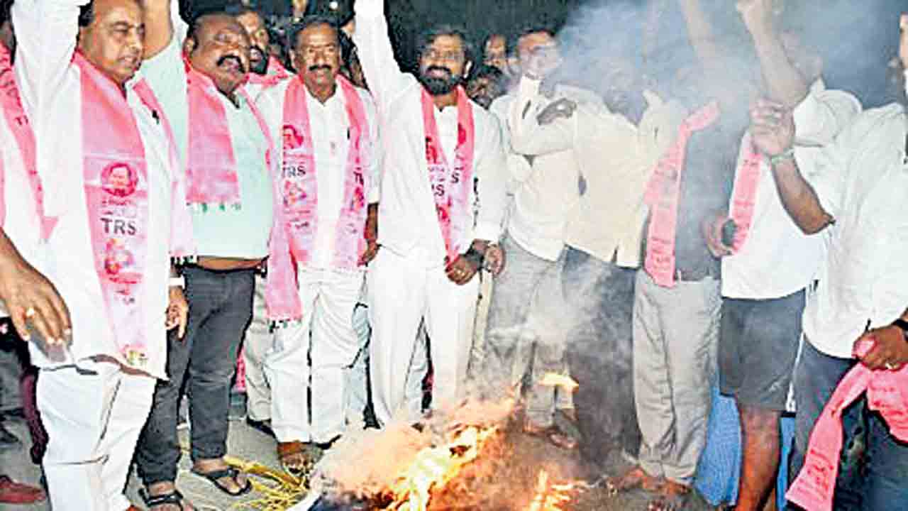 ఆత్మగౌరవాన్ని కొనలేరు