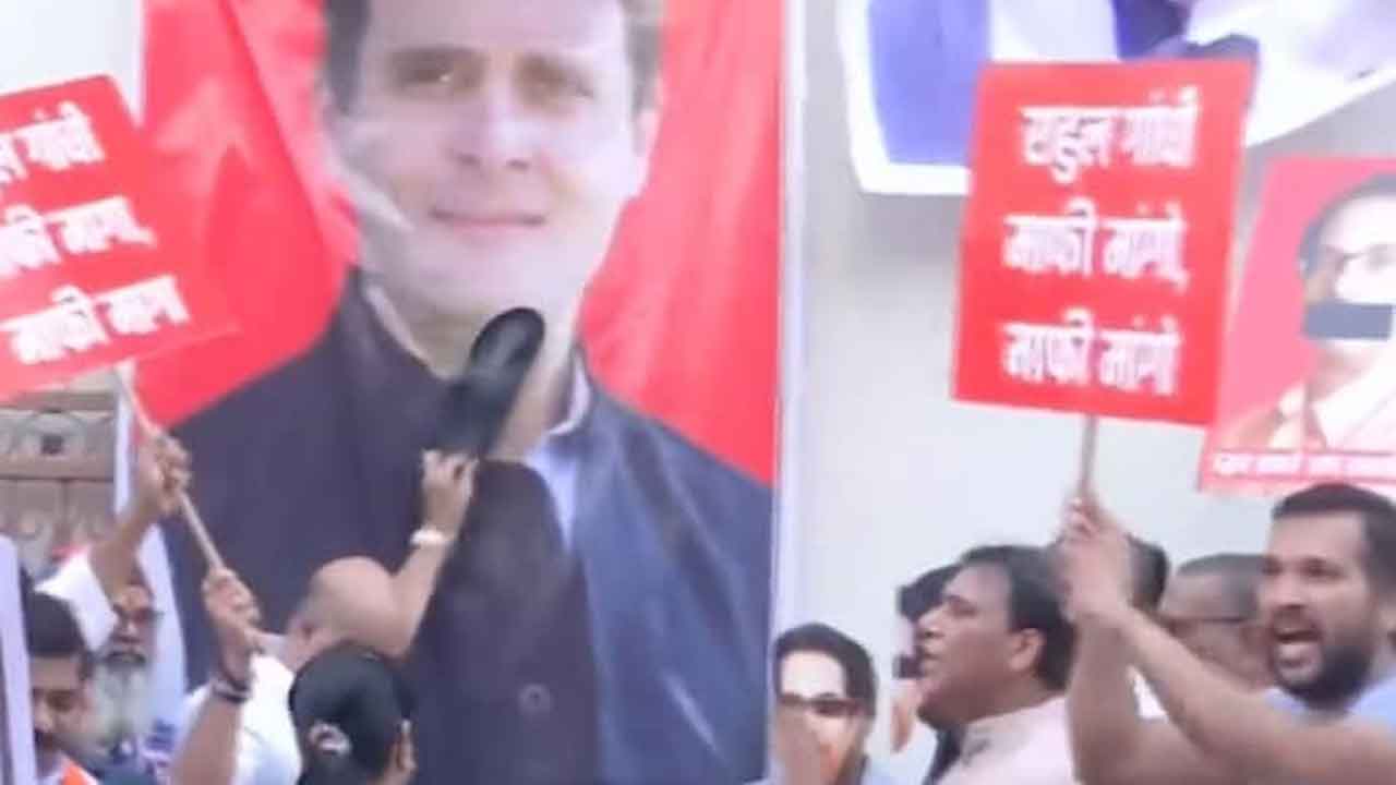 Rahul remarks | వీర్‌ సావర్కర్‌పై రాహుల్‌ వ్యాఖ్యలు.. రాహుల్‌ పోస్టర్‌పై చెప్పుతో కొట్టిన బీజేపీ నేతలు