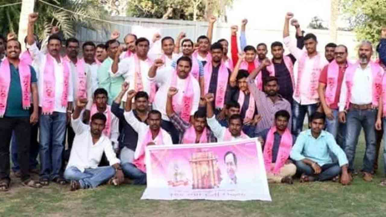 బీజేపీని ప్ర‌శ్నించే దమ్ము కేసీఆర్‌కే ఉంది : బీఆర్ఎస్ ఒమాన్ శాఖ‌