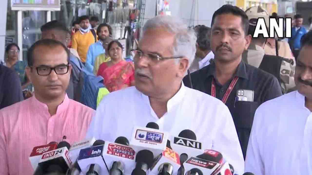 ఈడీ, ఐటీతో బీజేపీ పోరాటం.. : భూపేశ్‌ బఘేల్‌