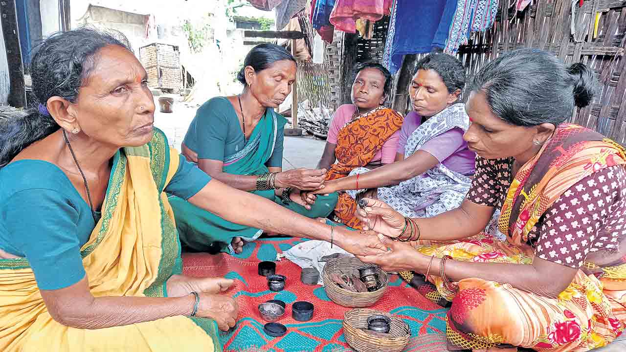 చిట్టచివరి.. పచ్చబొట్టు!