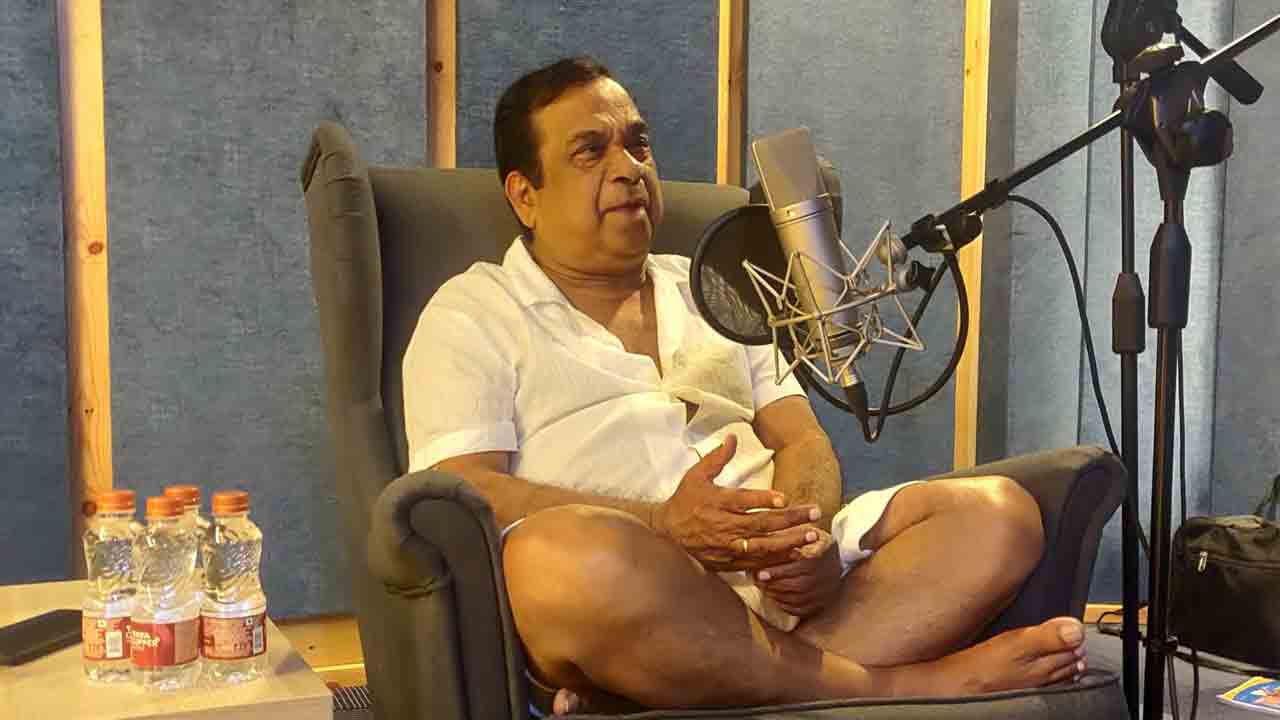 Brahmanandam | రంగమార్తాండ కోసం డబ్బింగ్‌ స్టూడియోలో బ్రహ్మానందం‌.. ట్రెండింగ్‌లో స్టిల్స్‌