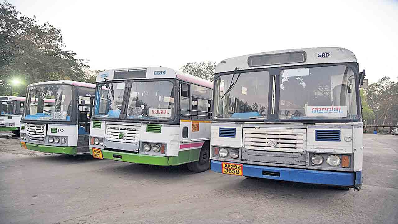 ఆర్టీసీకి దసరా ఆదాయం 183 కోట్లు