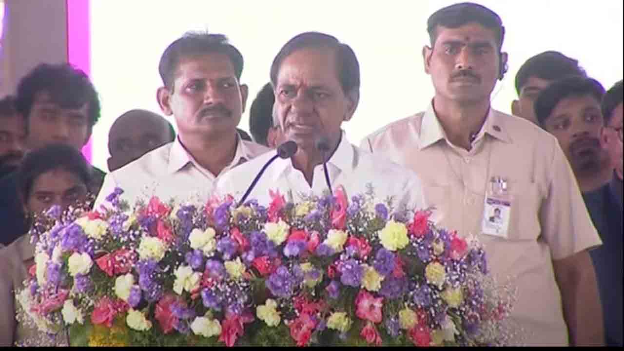 కేంద్ర మంత్రుల‌పై మండిప‌డ్డ సీఎం కేసీఆర్