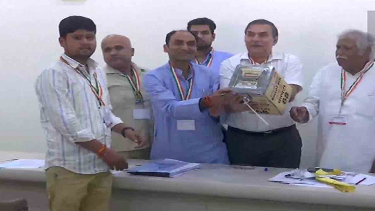 కాంగ్రెస్ అధ్యక్ష ఎన్నికల్లో 96 శాతం ఓటింగ్‌… 19న ఫలితాలు