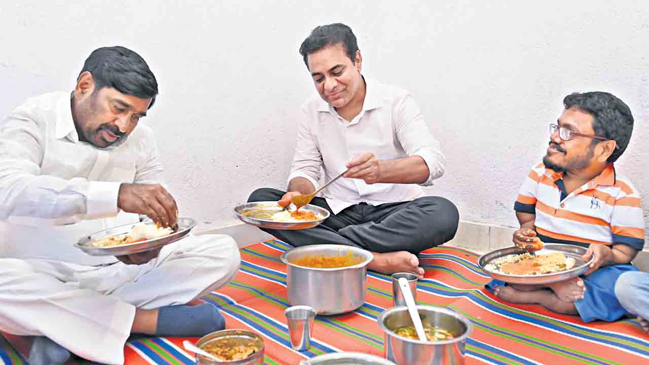 ఫ్లోరోసిస్‌ బాధితుడి ఇంటికి మంత్రి కేటీఆర్‌