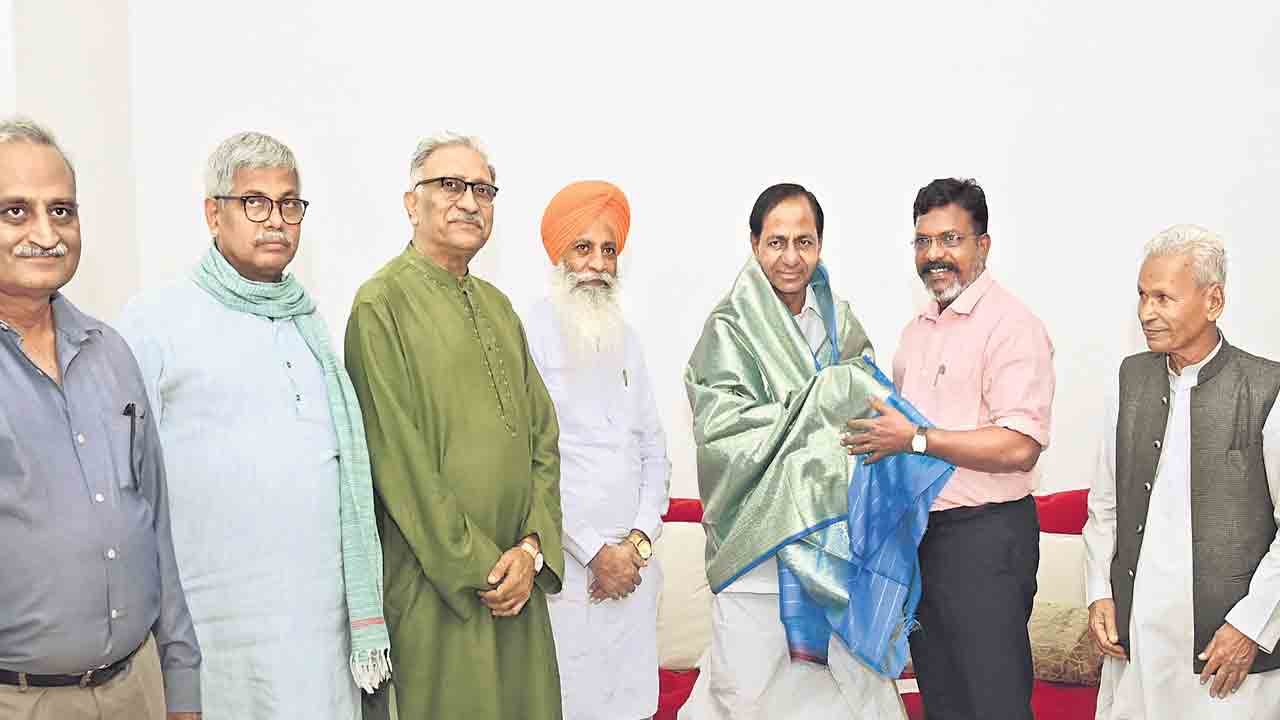 త్వరలో దళిత కాంక్లేవ్: ముఖ్యమంత్రి కేసీఆర్