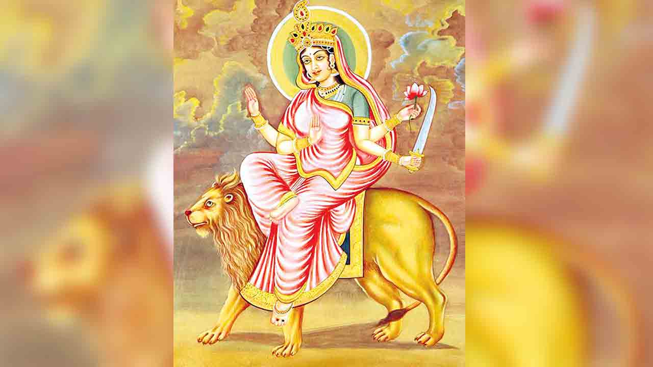 కరుణధార కాత్యాయని