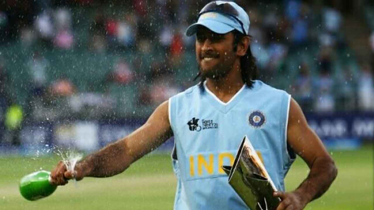 Dhoni is not in the all-time Indian T20 team of Wisden magazine