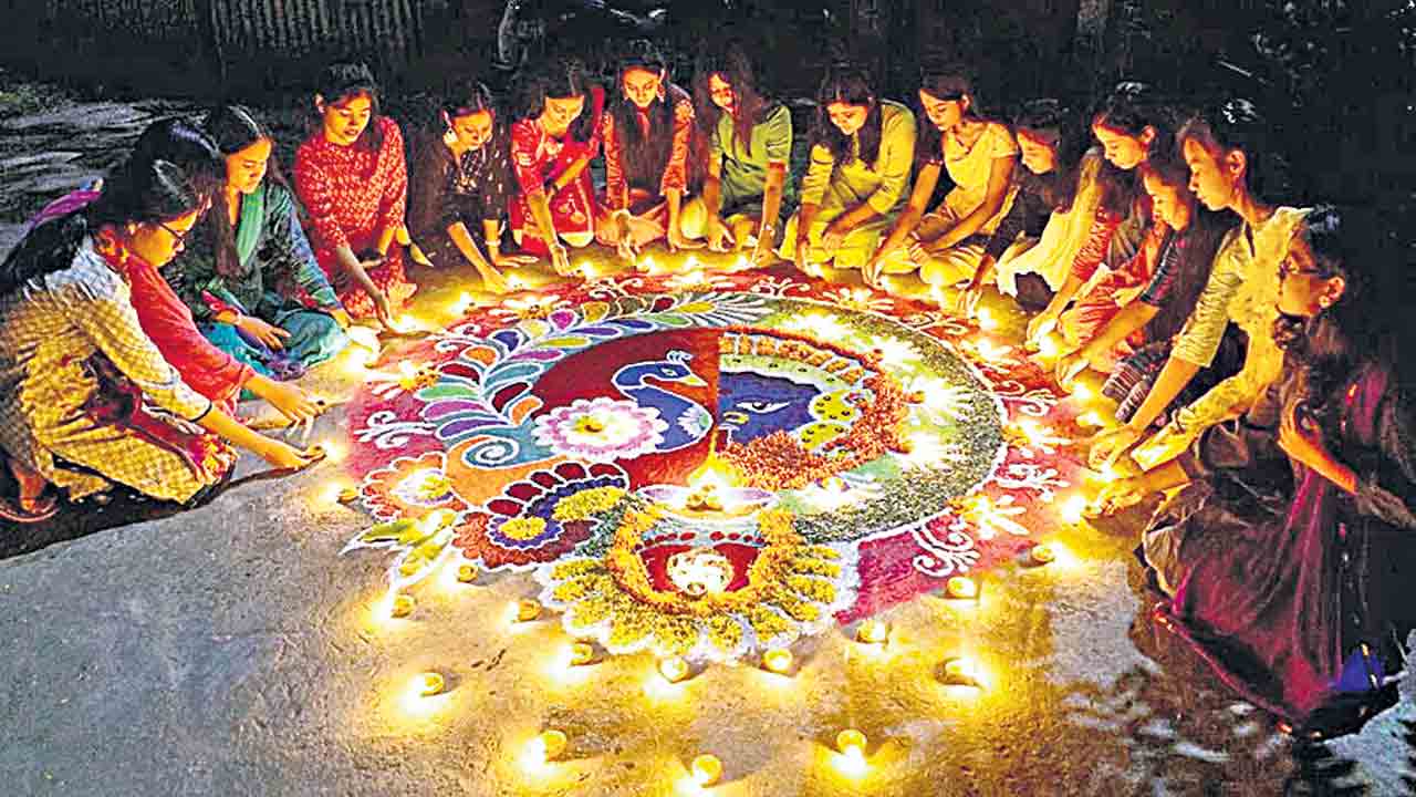 గూడంత దీపం!