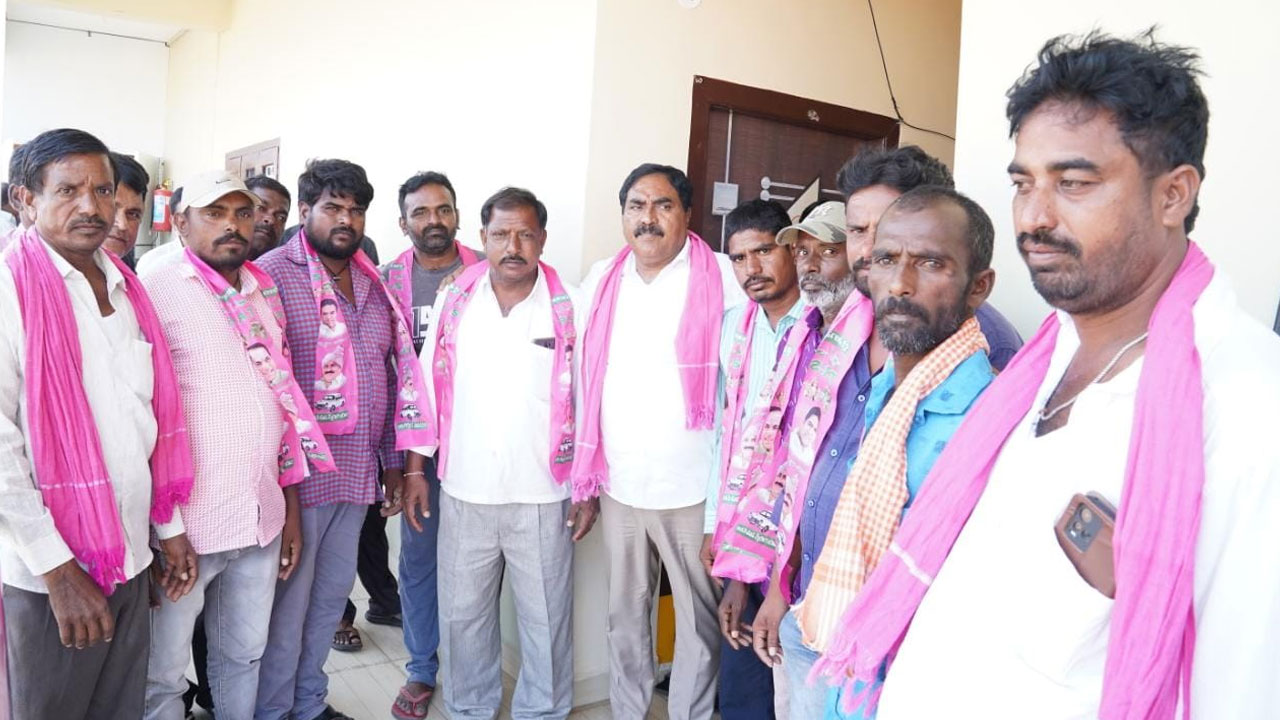 Minister Errabelli | టీఆర్ఎస్లో చేరిన చండూరు బీజేపీ, కాంగ్రెస్ నాయకులు