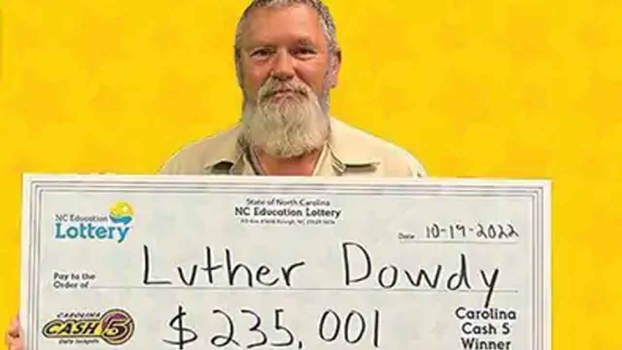 Grave digger to Millionaire | సమాధులు త్వవ్వే వ్యక్తికి జాక్‌పాట్‌..  3 నంబర్‌పై రూ.2 కోట్ల ప్రైజ్‌మనీ