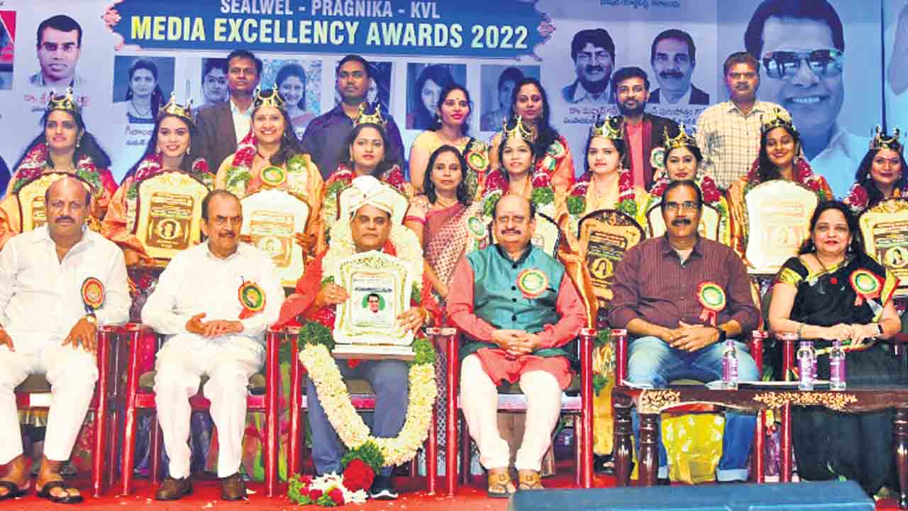 తెలంగాణలో గుజరాత్‌ను మించిన అభివృద్ధి