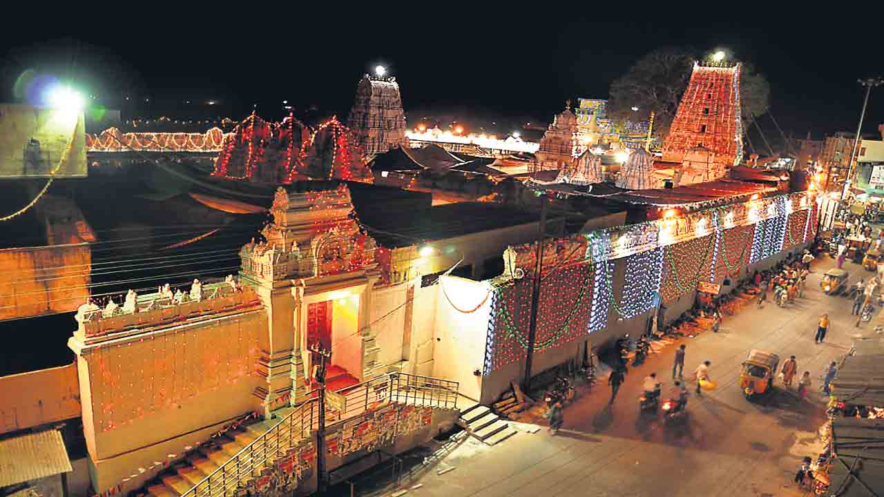 తెలంగాణ శైవ క్షేత్రాలకు ఆర్టీసీ బస్సులు