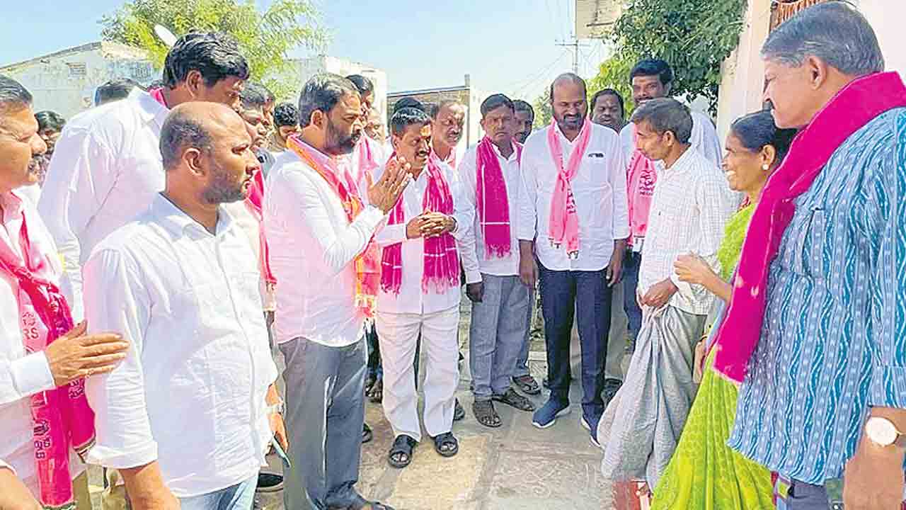 మునుగోడులో ఎగిరేది టీఆర్‌ఎస్‌ జెండానే