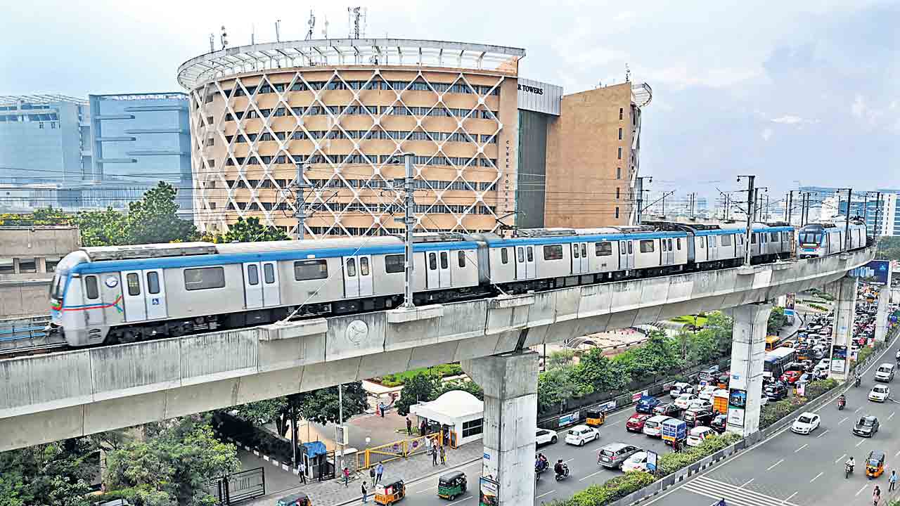 మెట్రో నుంచి ఇంటి వరకుఎలక్ట్రిక్‌ బండ్లు