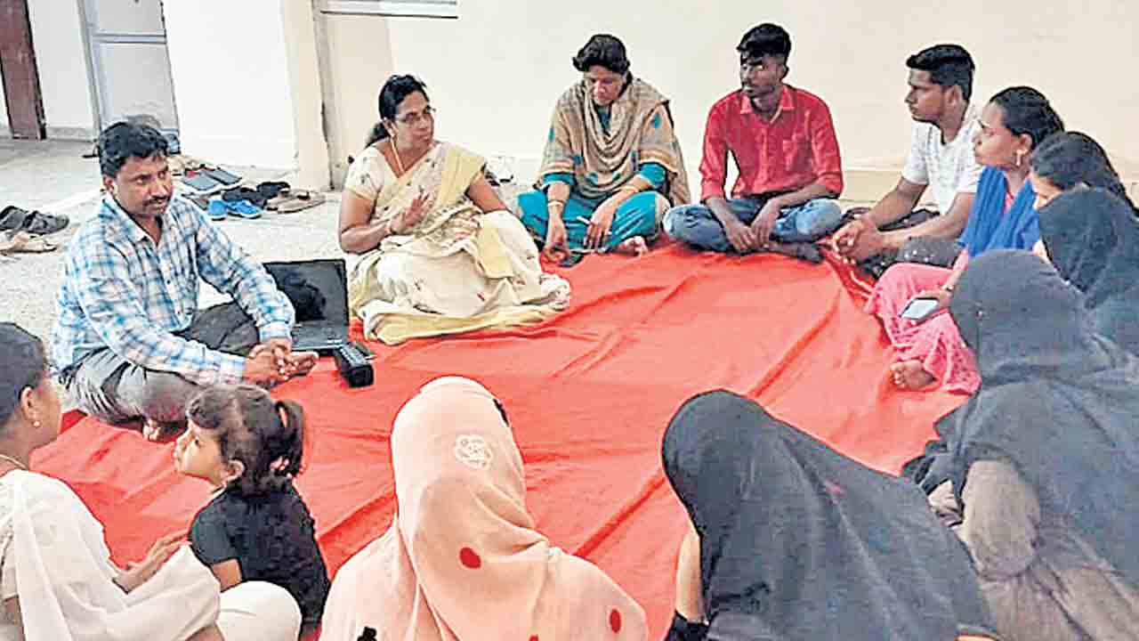 ఉచిత శిక్షణ.. ఉపాధికి తోవ..!