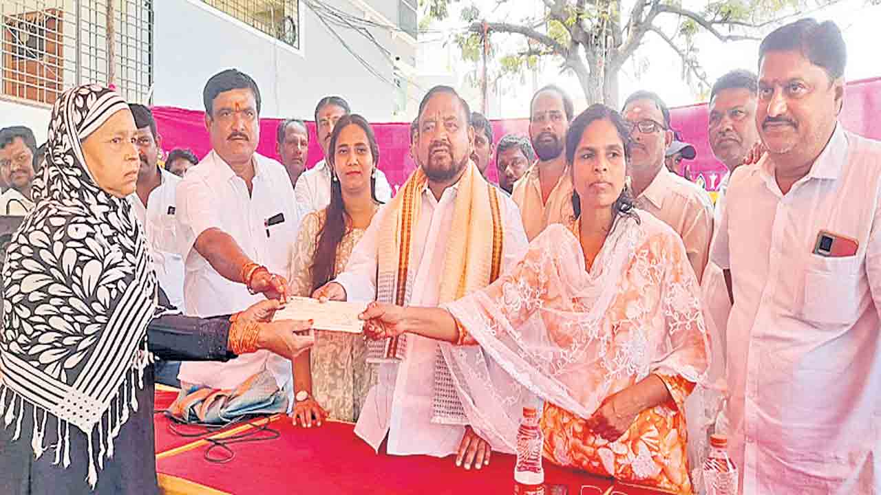 ప్రజా సంక్షేమమే లక్ష్యంగా ప్రభుత్వ పథకాలు