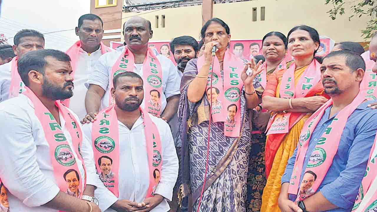 తెలంగాణకు కేసీఆర్‌ నాయకత్వమే శ్రీరామరక్ష