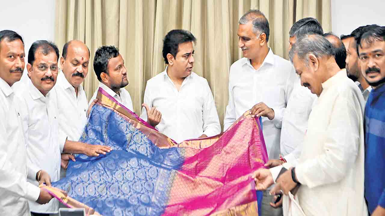 సిరి చందన పట్టు.. సువాసన అదిరేట్టు