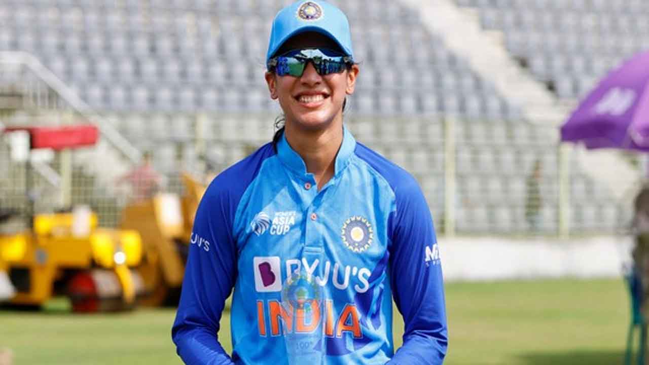 వంద టీ20లు ఆడిన భార‌త‌ రెండో మ‌హిళా క్రికెటర్‌గా స్మృతి మంద‌న‌