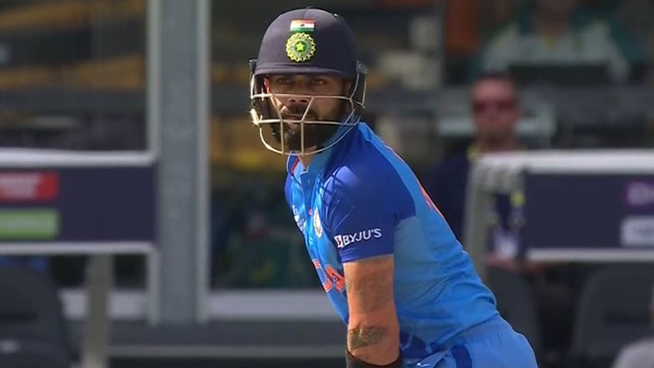 IND vs AUS | కోహ్లీ, పాండ్యా అవుట్.. నాలుగు వికెట్లు కోల్పోయిన భారత్