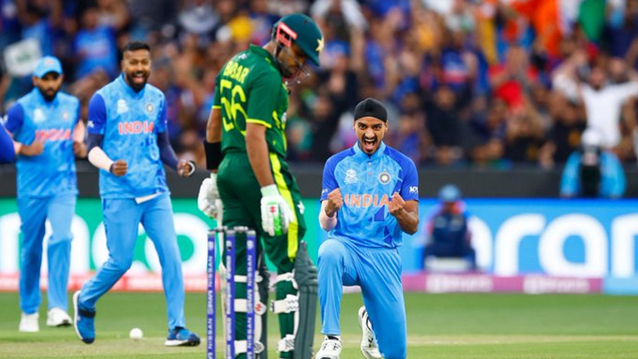 IND vs PAK | రిజ్వాన్ కూడా అవుట్.. పవర్‌ప్లేలో పాక్ స్కోరు ఎంతంటే?