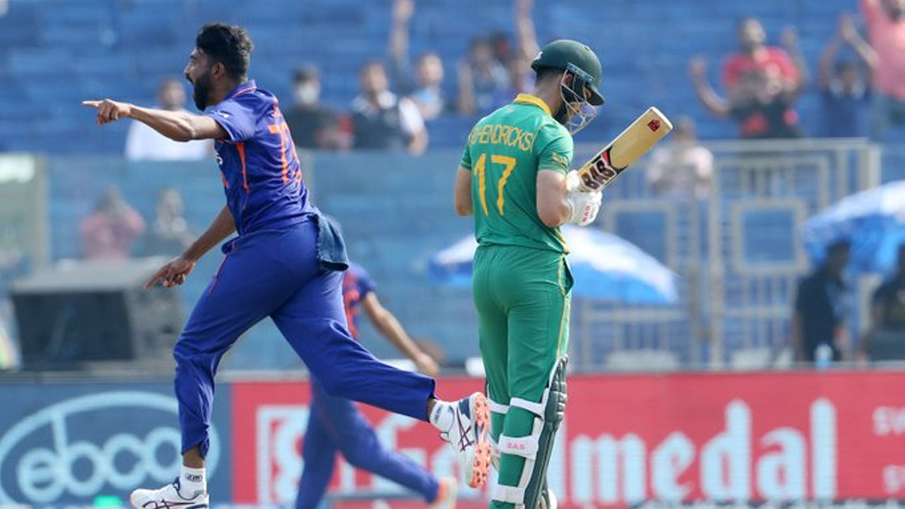 IND vs SA | మరో వికెట్ కోల్పోయిన సఫారీలు.. పది ఓవర్లకు స్కోరు ఎంతంటే?