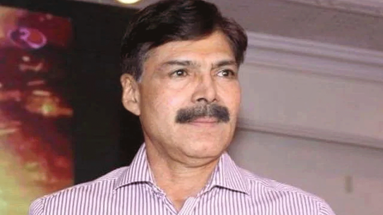 వీరప్పన్‌ను మట్టుబెట్టిన ఆ పోలీస్‌ అధికారి రాజీనామా