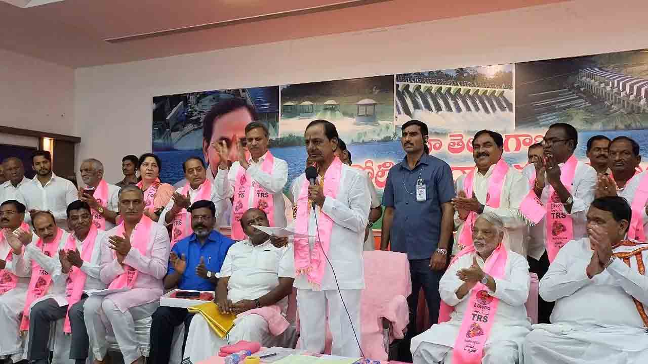 మ‌న దేశం ప్ర‌పంచానికే అన్నం పెట్టాలి : సీఎం కేసీఆర్