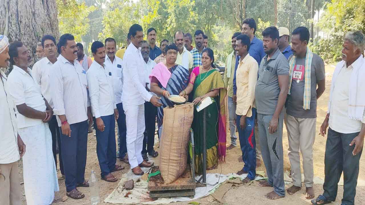 సీఎం కేసీఆర్‌ రైతుల పక్షపాతి