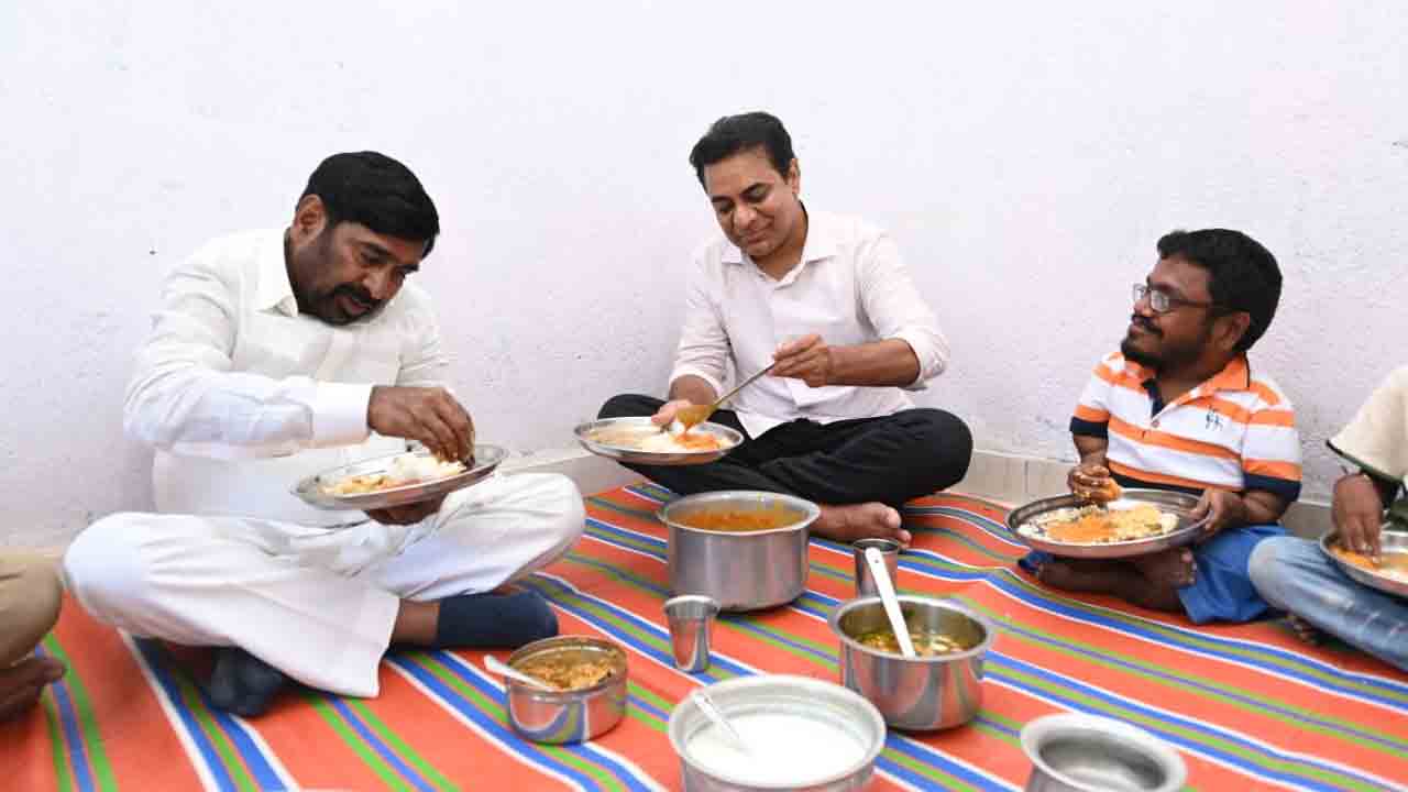 అంశాల స్వామి ఇంట్లో భోజనం చేసిన కేటీఆర్‌