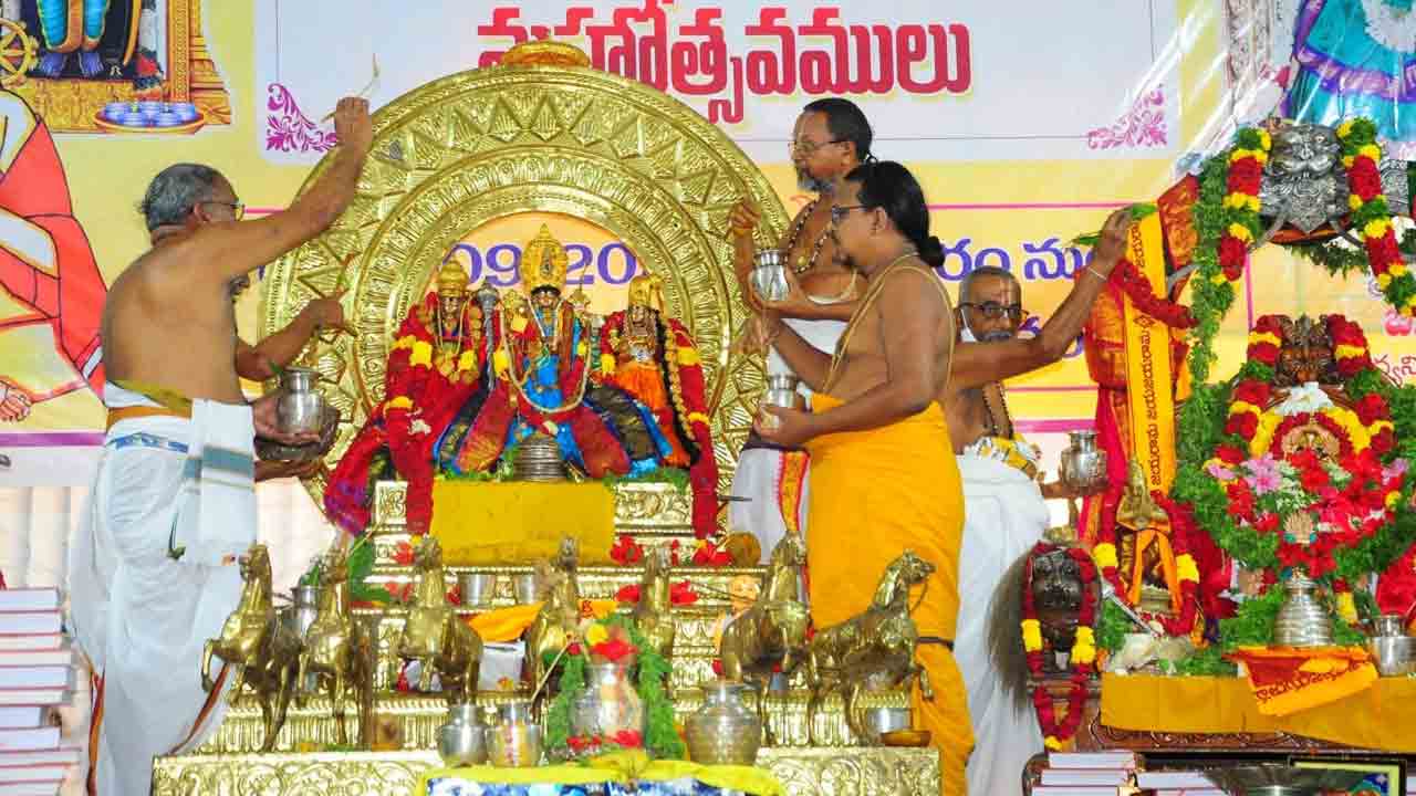 భద్రాద్రిలో విజయదశమి వేడుకలు