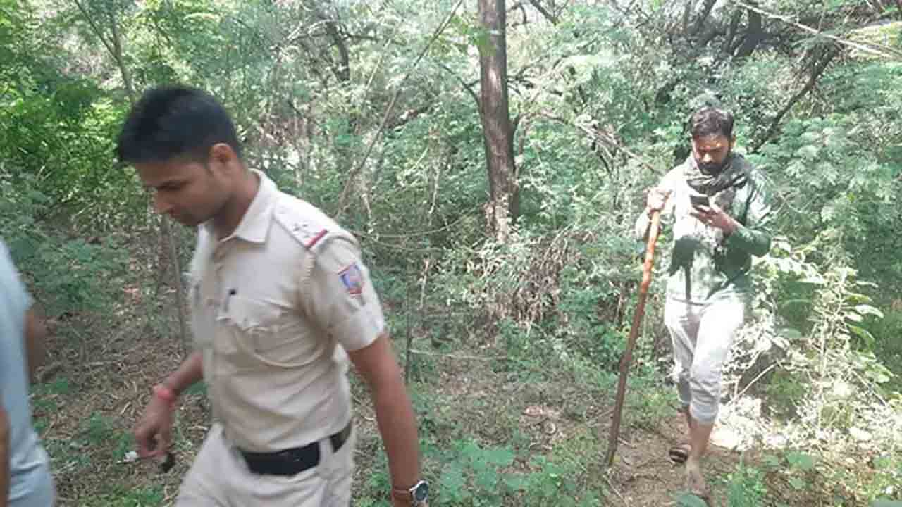 సోదరుల కిడ్నాప్‌.. ఇద్దరి మృతదేహాలు లభ్యం, అదృష్టవశాత్తు ప్రాణాలతో బయటపడ్డ బాలుడు