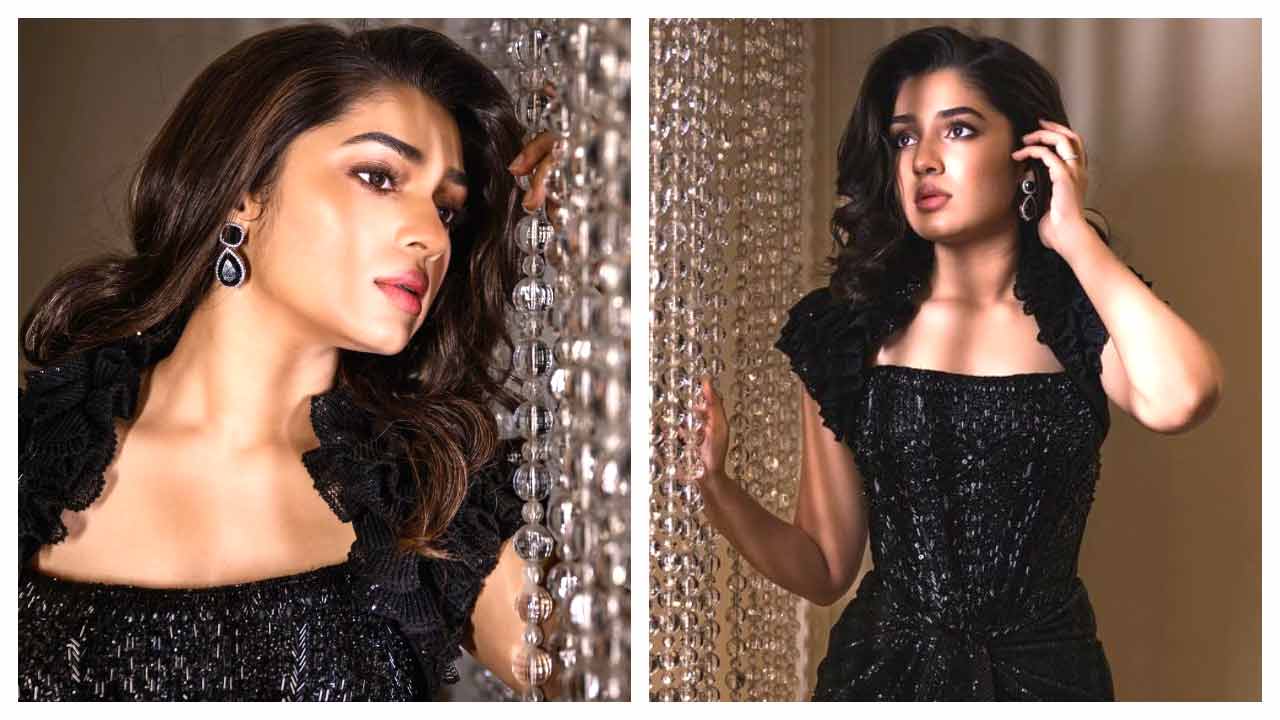 Krithi Shetty | గ్లామర్‌తో అదరగొడుతున్న కృతి శెట్టి..