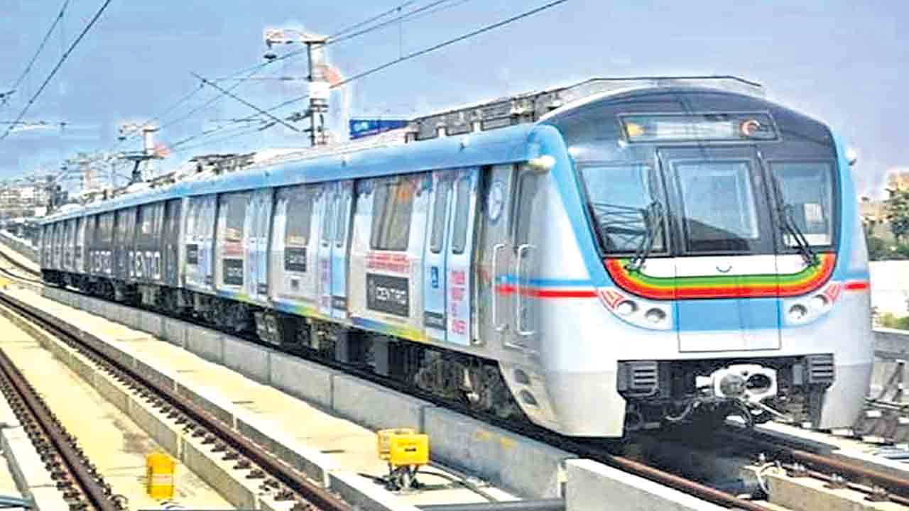 హైద‌రాబాద్ మెట్రో ప్రయాణికుల‌కు గుడ్ న్యూస్