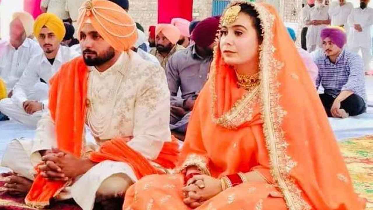 పార్టీ కార్య‌కర్త‌ను పెండ్లి చేసుకున్న‌ మ‌హిళా ఎమ్మెల్యే