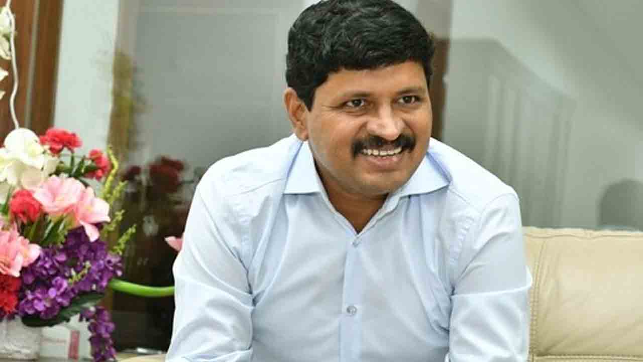 ఇక ఇండియా నడుం బిగించాలి.. బీఆర్ఎస్‌పై ఎంపీ సంతోష్ కుమార్ ట్వీట్