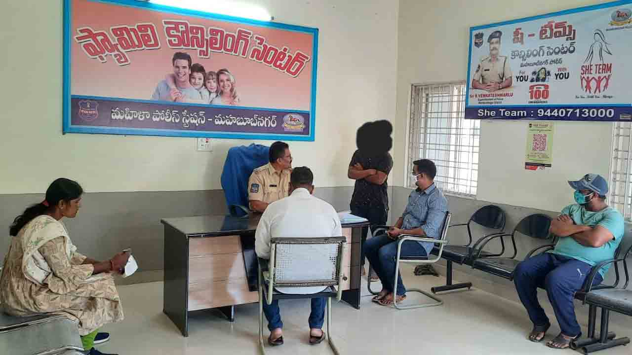 దారితప్పుతున్న యువత