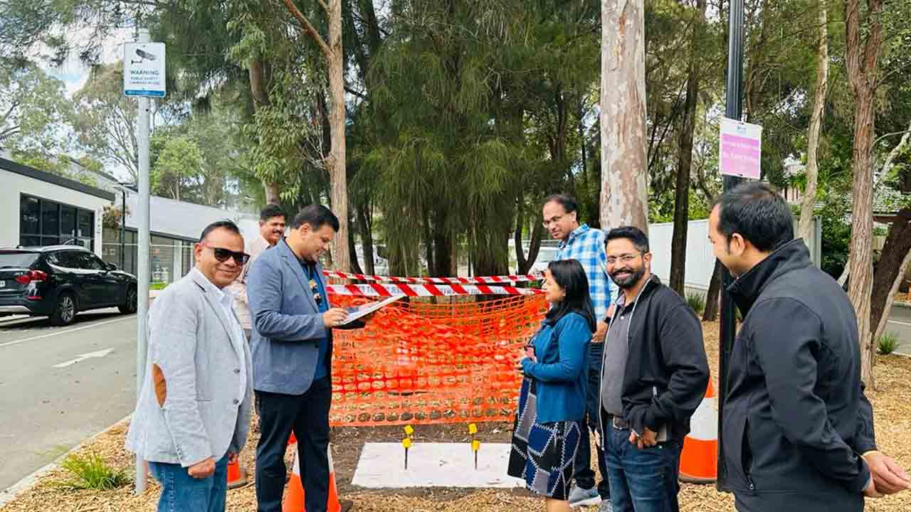 22న సిడ్నీలో పీవీ విగ్రహావిష్కరణ.. ఏర్పాట్లను పరిశీలించిన మహేశ్‌ బిగాల