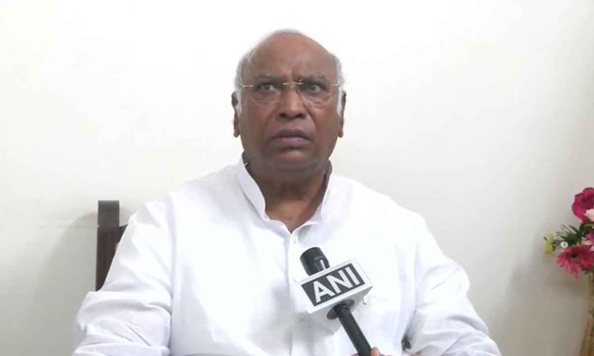 ప‌క్ష‌పాత ర‌హితంగా కాంగ్రెస్ అధ్య‌క్ష ఎన్నిక‌లు: ఖ‌ర్గే