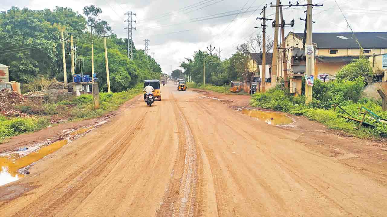 రెండు హైవేలకు గ్రీన్‌ సిగ్నల్‌