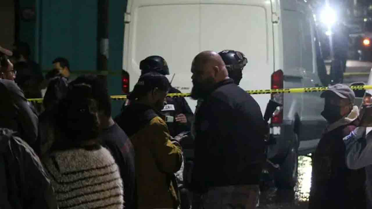 మెక్సికోలో మళ్లీ కాల్పులు.. 12 మంది దుర్మరణం