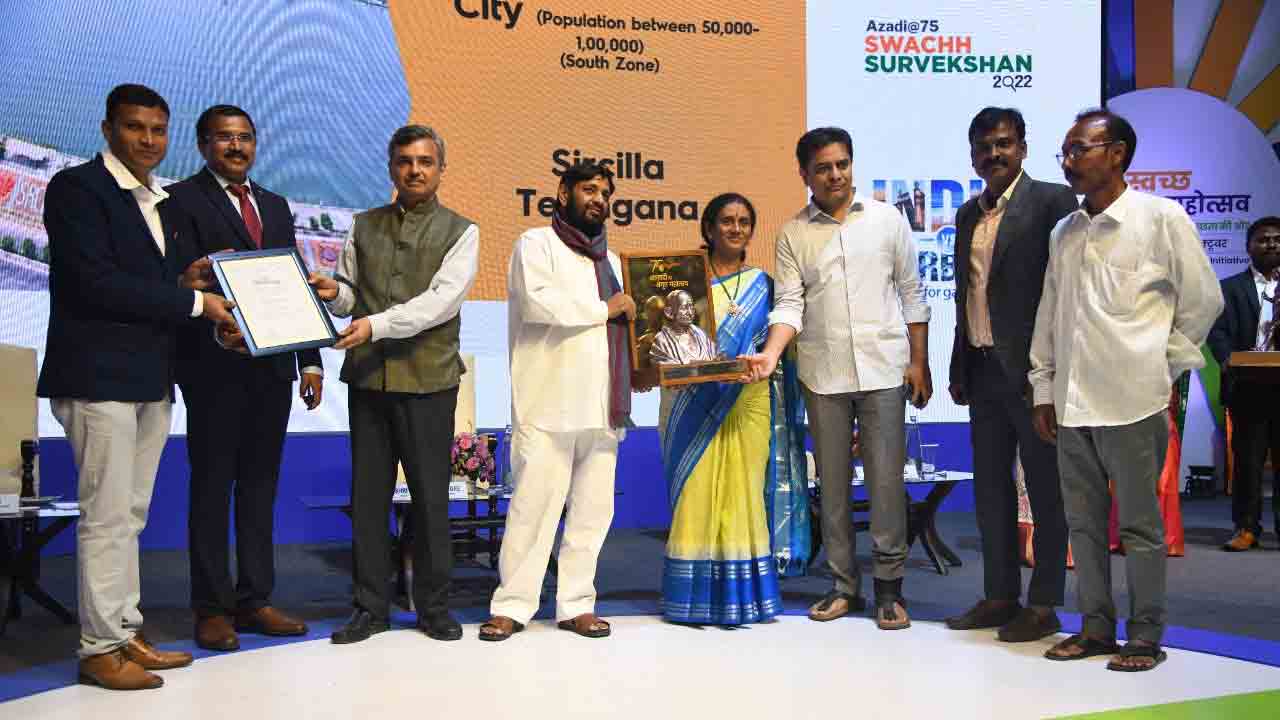 తెలంగాణకు 16 స్వచ్ఛ సర్వేక్షణ్‌ అవార్డులు.. ప్రదానం చేసిన రాష్ట్రపతి