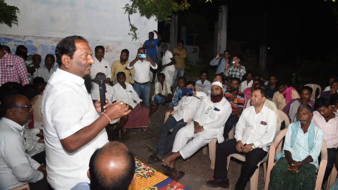 ధనబలంతో మునుగోడులో గెలవాలని బీజేపీ కుట్ర.. మండిపడిన మంత్రి కొప్పుల ఈశ్వర్