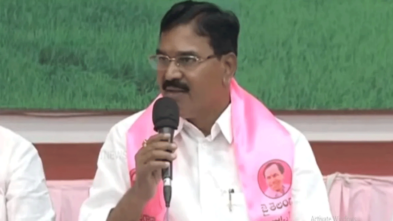 మునుగోడులో రెండో స్థానం కోసమే కాంగ్రెస్, బీజేపీల ఆరాటం: మంత్రి నిరంజన్‌రెడ్డి