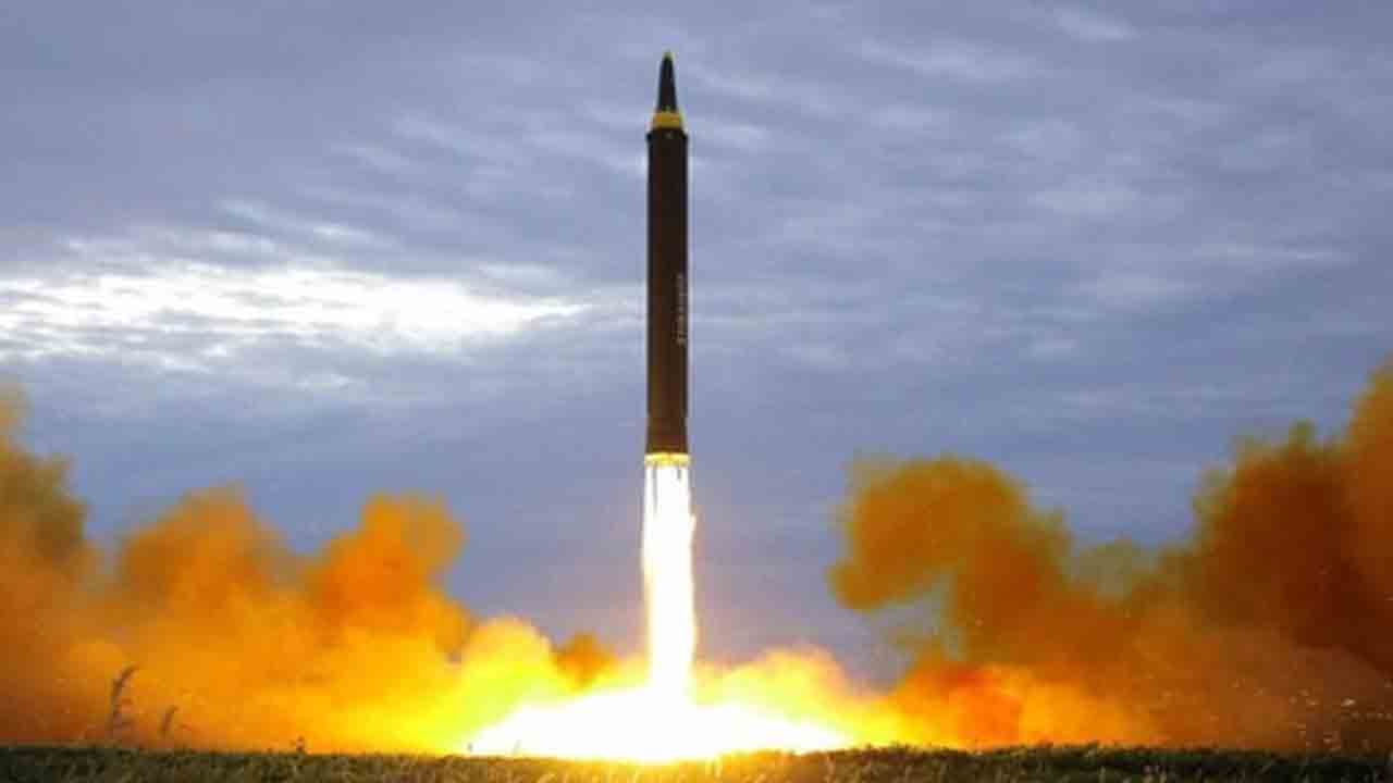 మరోసారి బాలిస్టిక్‌ మిస్సైల్‌ను పరీక్షించిన ఉత్తర కొరియా