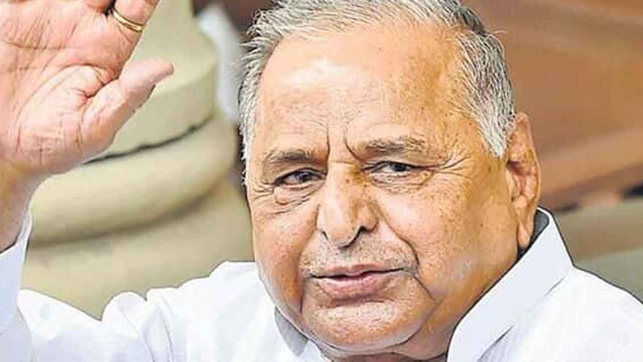 అక్టోబ‌ర్ 11న స్వ‌గ్రామంలో ములాయం అంత్య‌క్రియ‌లు