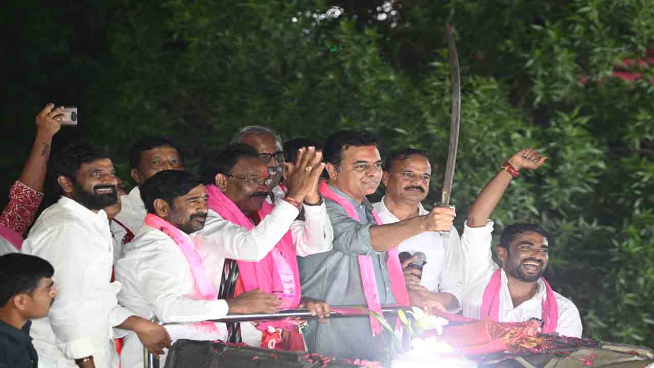 చౌటుప్పల్‌..గులాబీ సంద్రం