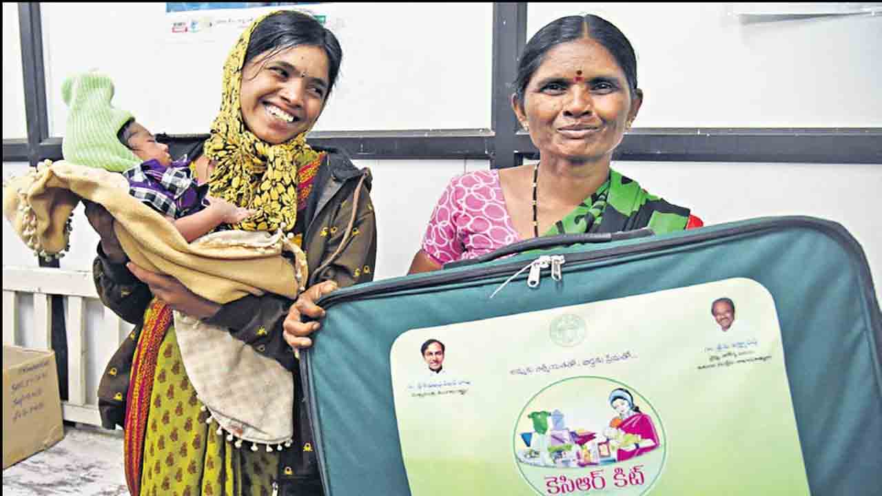 సూపర్‌ హిట్‌ కేసీఆర్‌ కిట్‌..